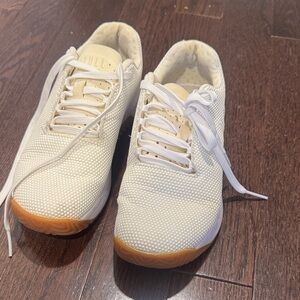 NOBULL White Sneakers W size 7.5